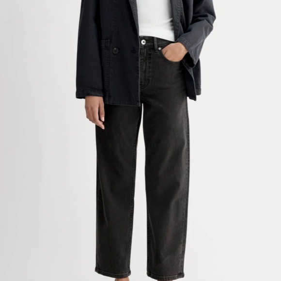 Everlane Washed Black Straight-Leg High-Rise Jeans - Picture 3 of 11